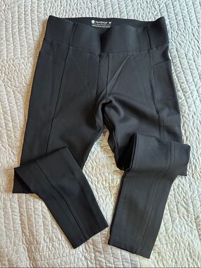 Black High-Rise Performance Leggings